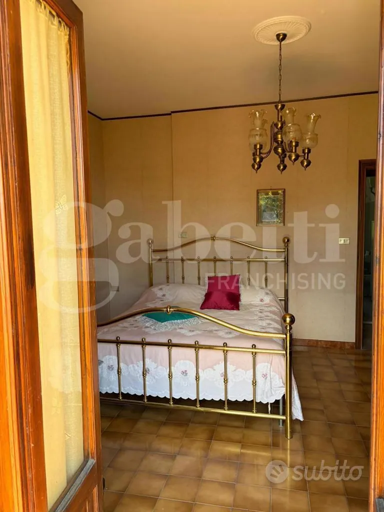 Magamistoad - Four-Room Apartment with Balcony in Rivodutri