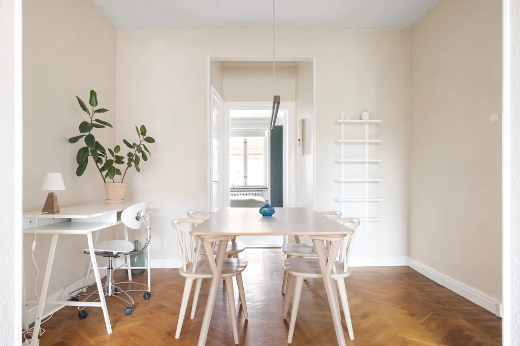Dining Room - Charming 1930s Flat with Garden in Värnhem