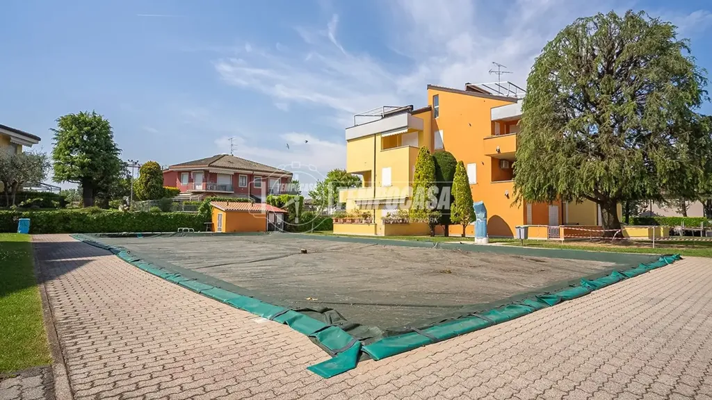 Piscine - Studio with Terrace in Lugana di Sirmione