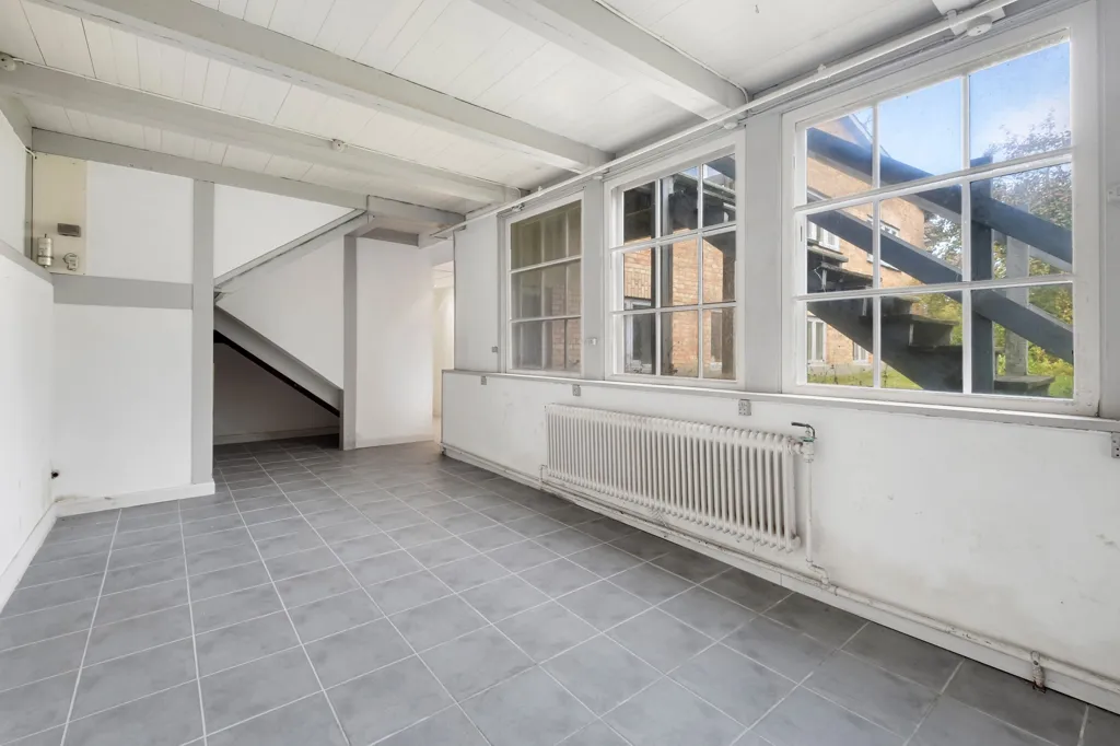Pièces - Mixed-Use Property with Harbour View in Rungsted Kyst