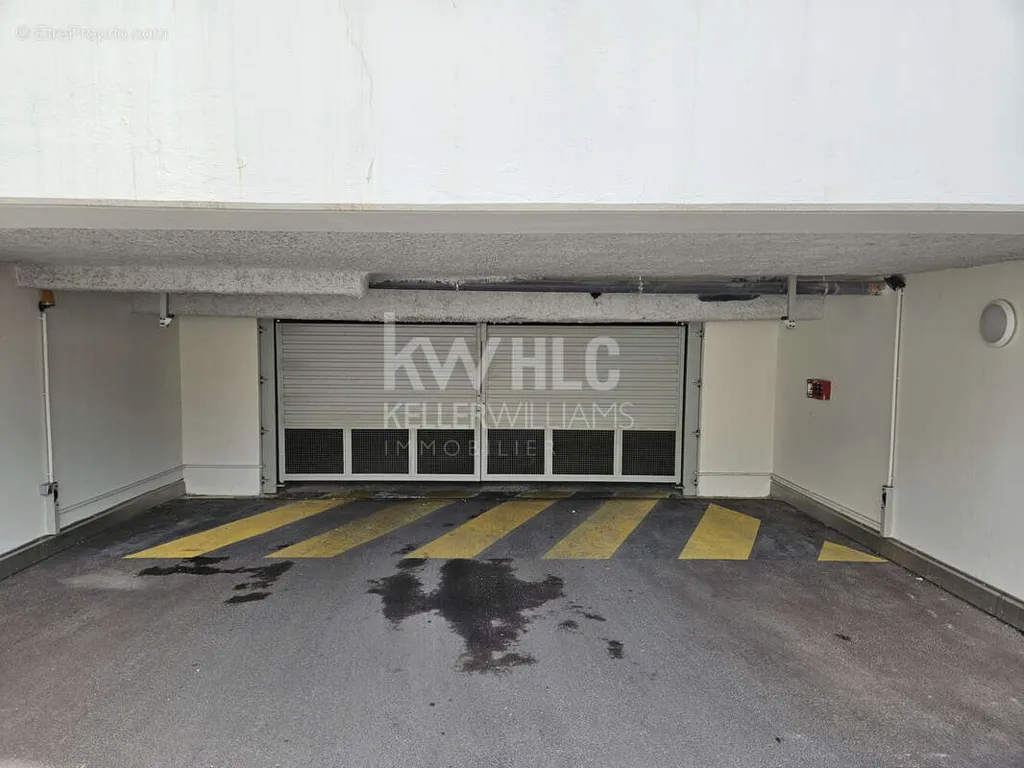 Garaaž - Garage in Recent Residence, Antibes