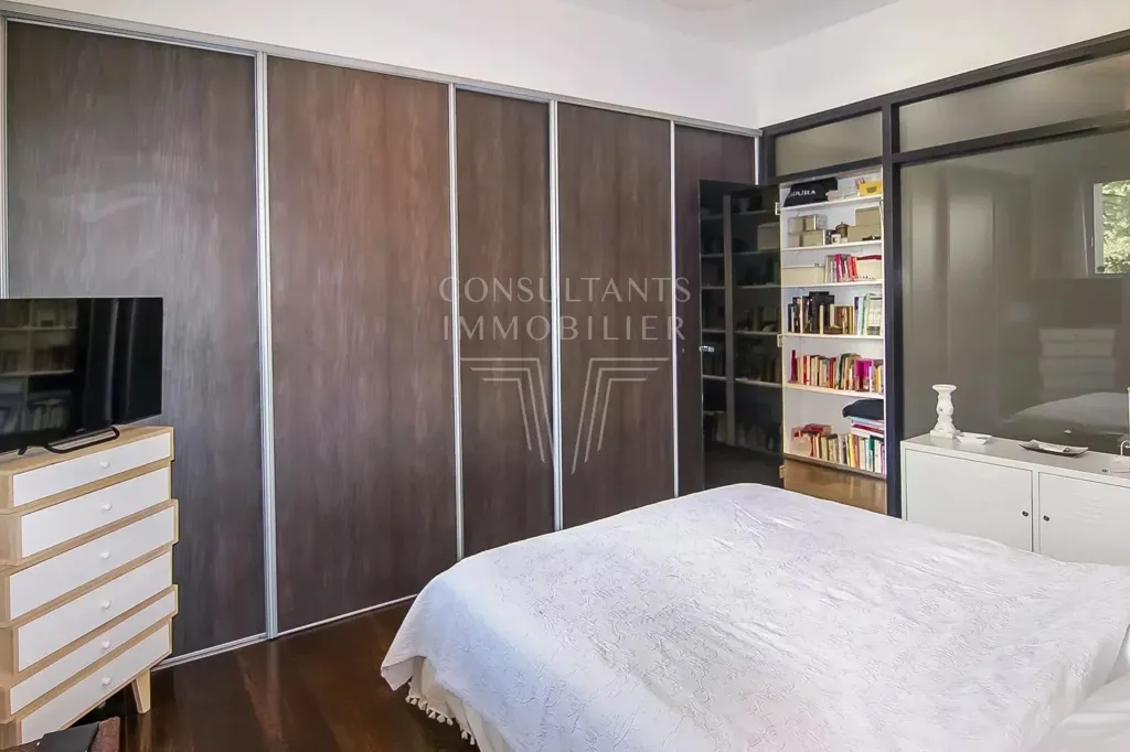 Chambres - Appartement de Deux Suites avec Jardin à Cimiez, Nice