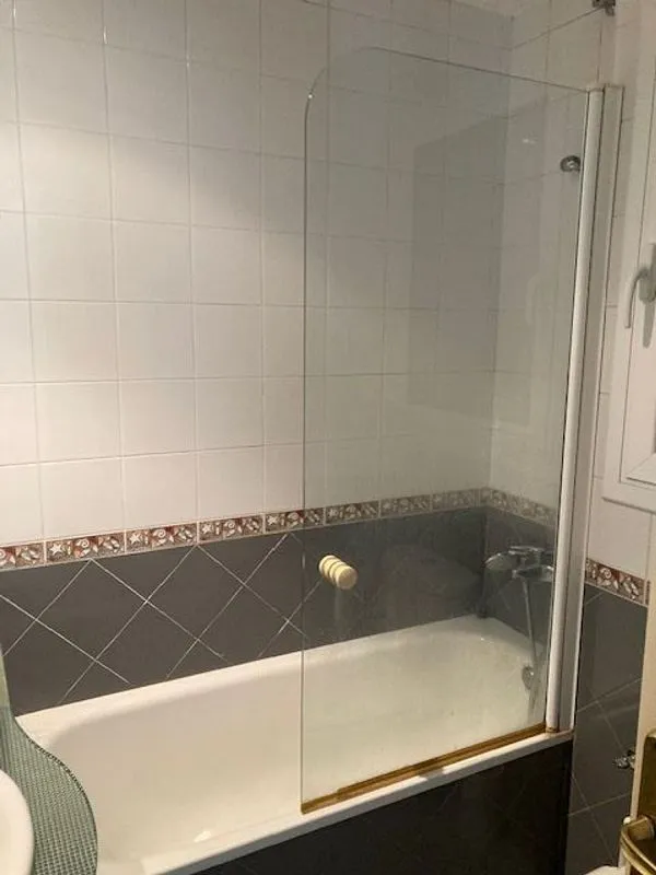 Vannitoad - Apartment with Balcony in Eixample Nord
