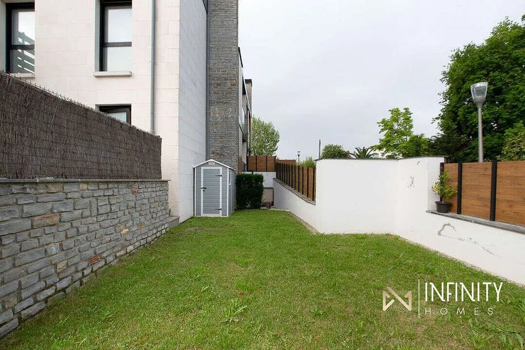 Garden - Duplex with Terrace in La Galea, Getxo