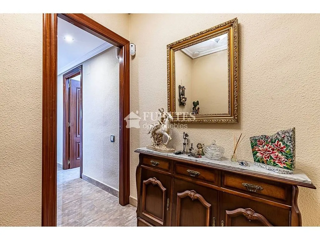 hallway_entrance