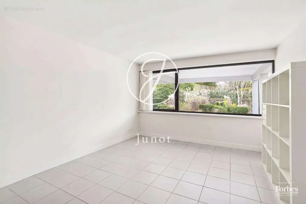 other_room