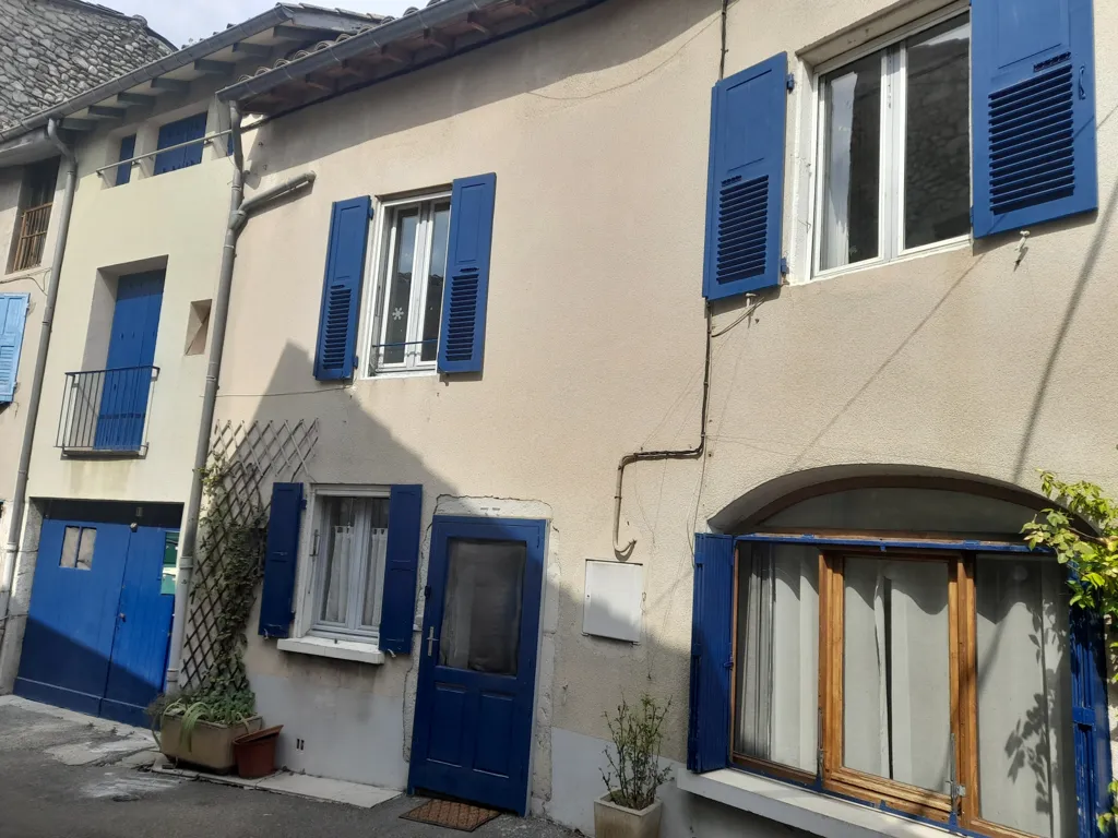 Extérieur - Maison de 7 Pièces avec Terrasse Panoramique à Die