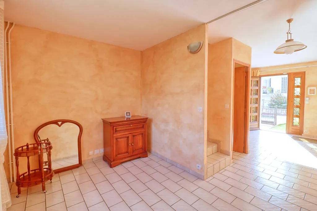 Entrée - Maison avec Balcon et Jardin à Antony