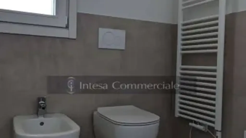 Salles de bain - Appartement 4 pièces à IT