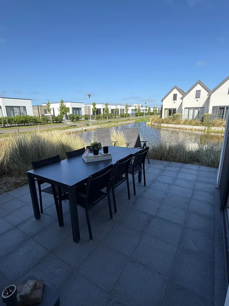 Terrazza - Waterfront House with Terrace in Bredene