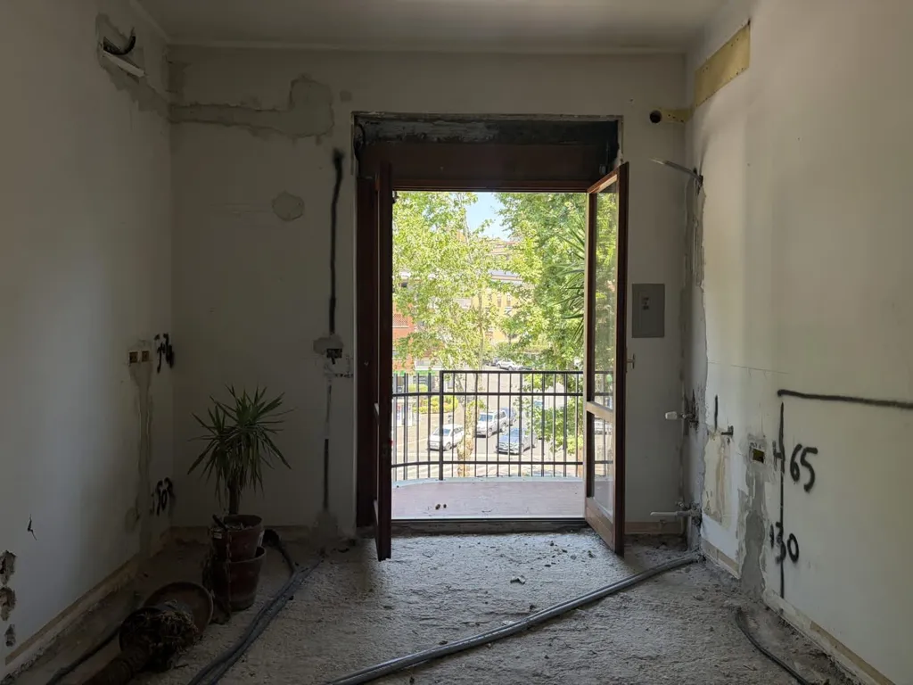 Ingresso - Apartment with Balconies in Conca D'Oro, Rome