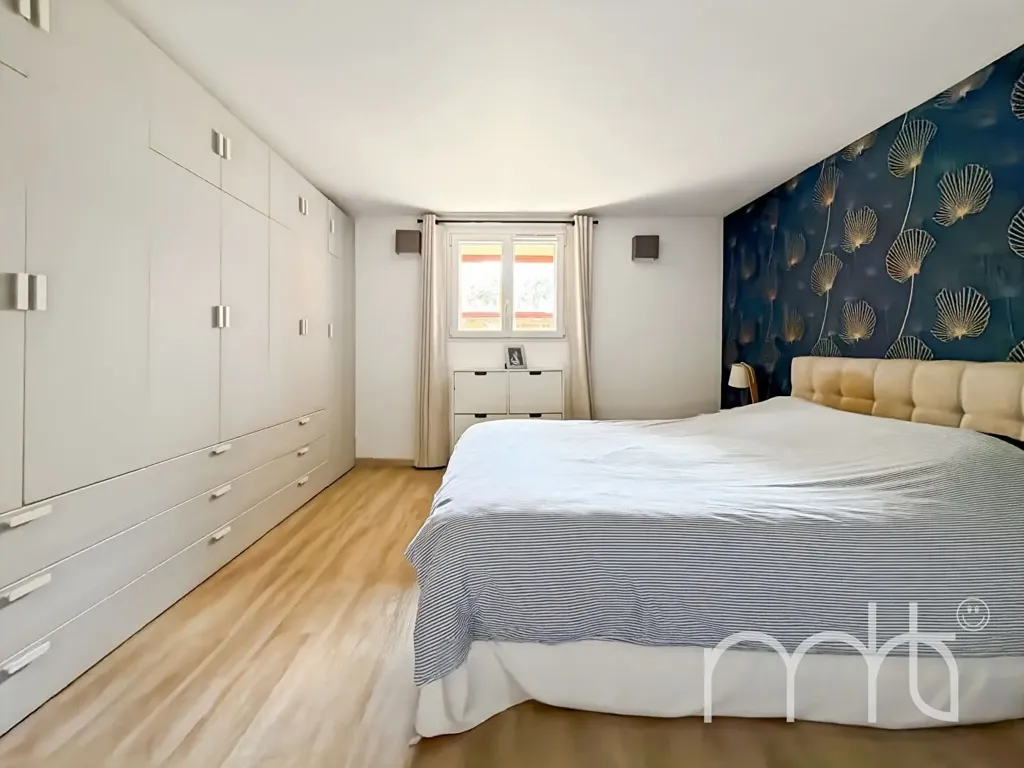 Chambres - Maison Traversante avec Jardin à Asnières-sur-Seine