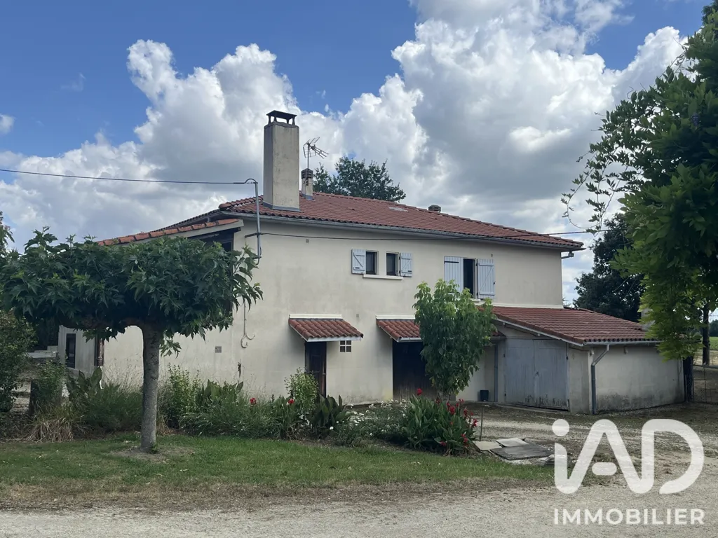 Välivaade - Traditional House with Hangar in Cazeneuve