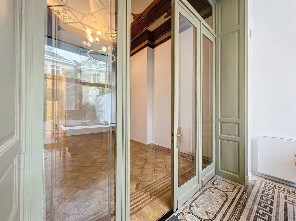Ingresso - Characterful Flat with Terrace in Brussels