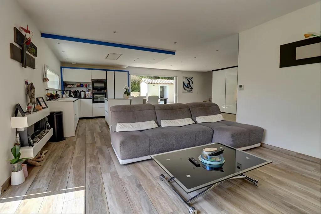 Elutuba - Villa with Pool and Studio in 3,652m² Garden