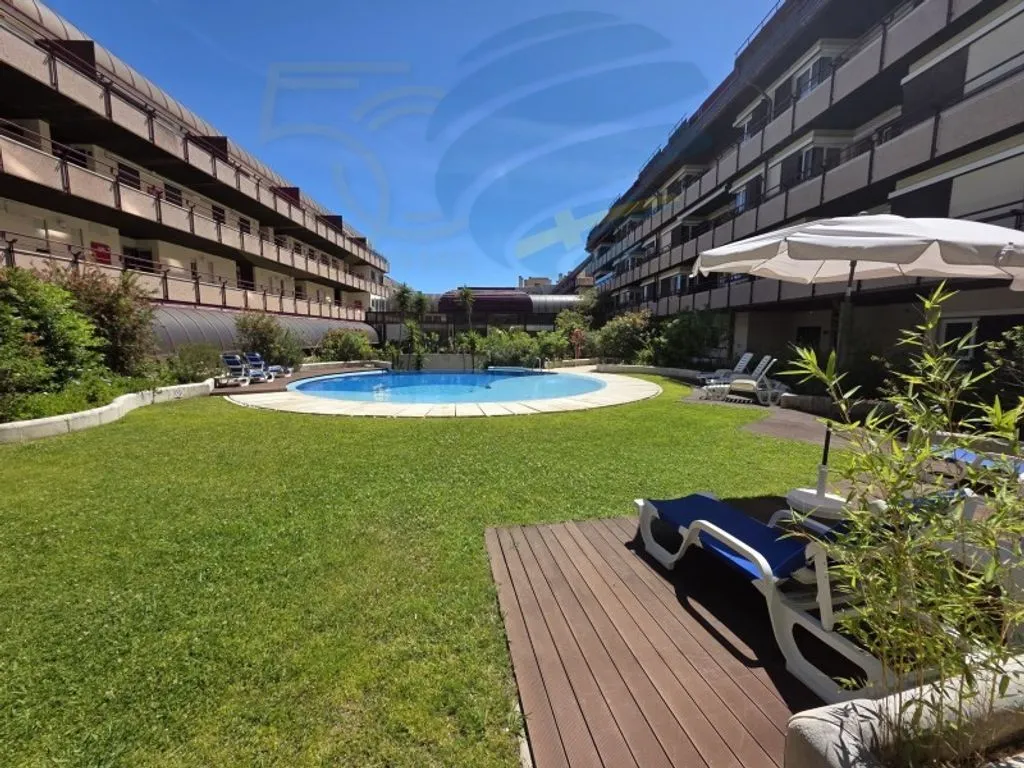 Bassein - Luxury Flat with Pool in Estoril, Cascais