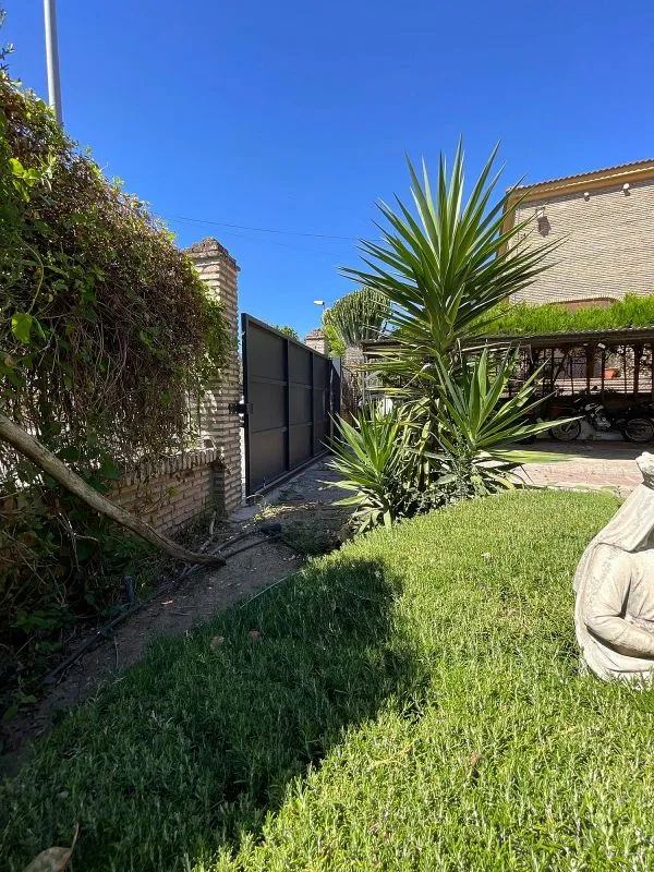 Garden - Chalet with Pool and Terrace in Montequinto