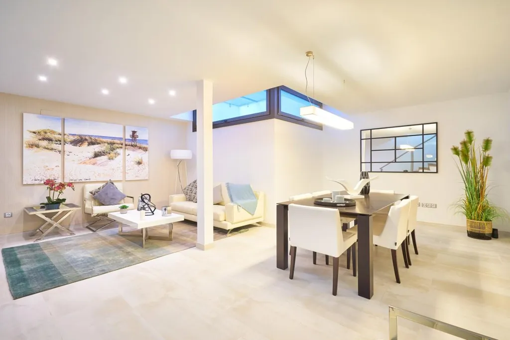 Salle à manger - Duplex House with Private Garden in Marbella