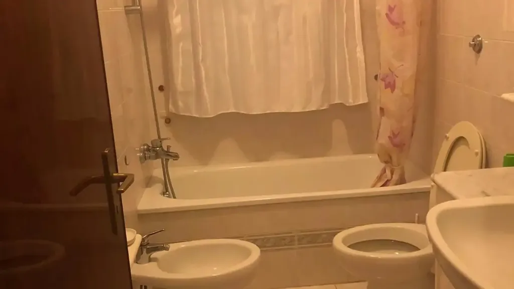 Bagni - Trilocale with Balcony in Pontedera