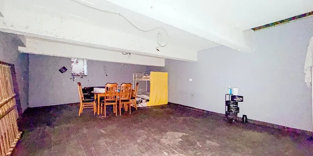 Salle à manger - Loft à Rénover avec Jardin à Schaerbeek