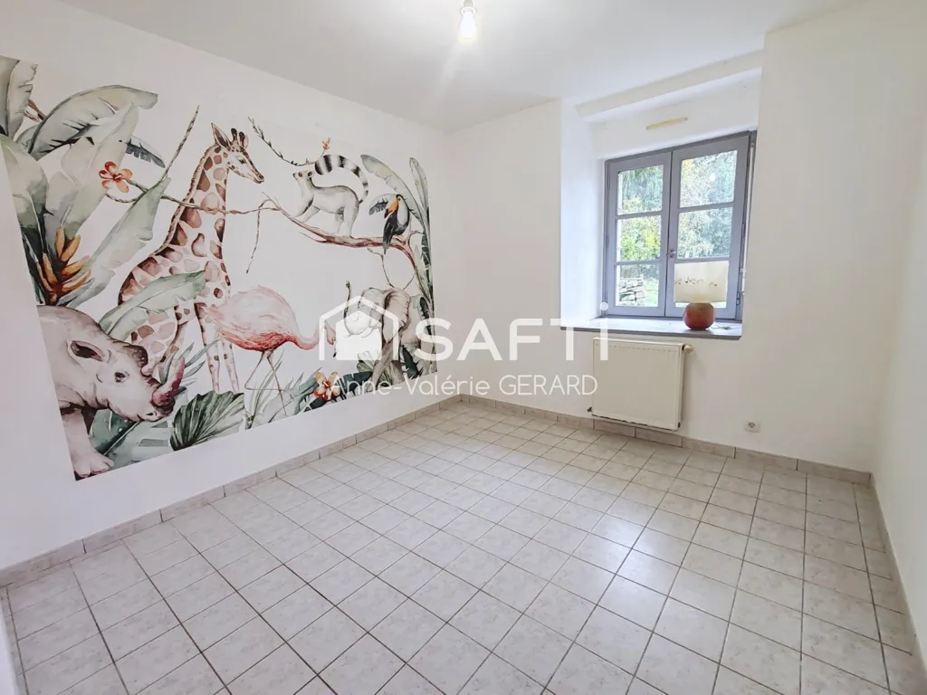 Chambres - Maison en Pierre avec Jardin à St Ellier du Maine