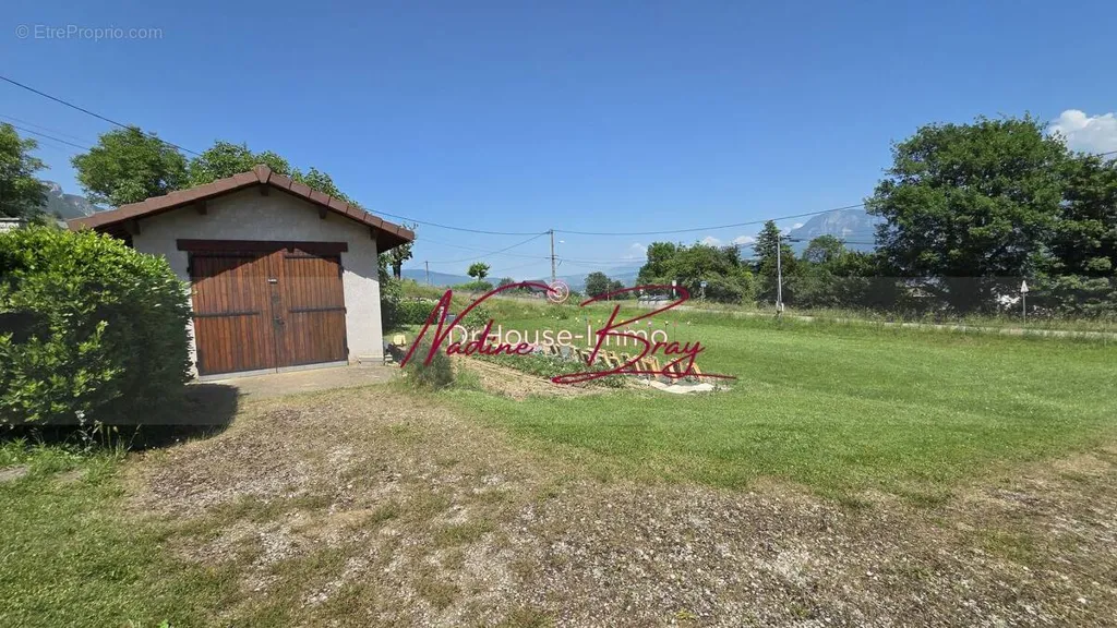 Aed - Constructible Plot with Lake View in Le Bourget-du-Lac