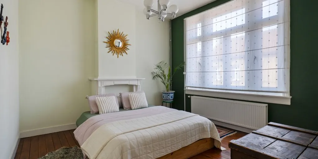 Chambres - Maison Rénovée avec Jardin à Ekeren