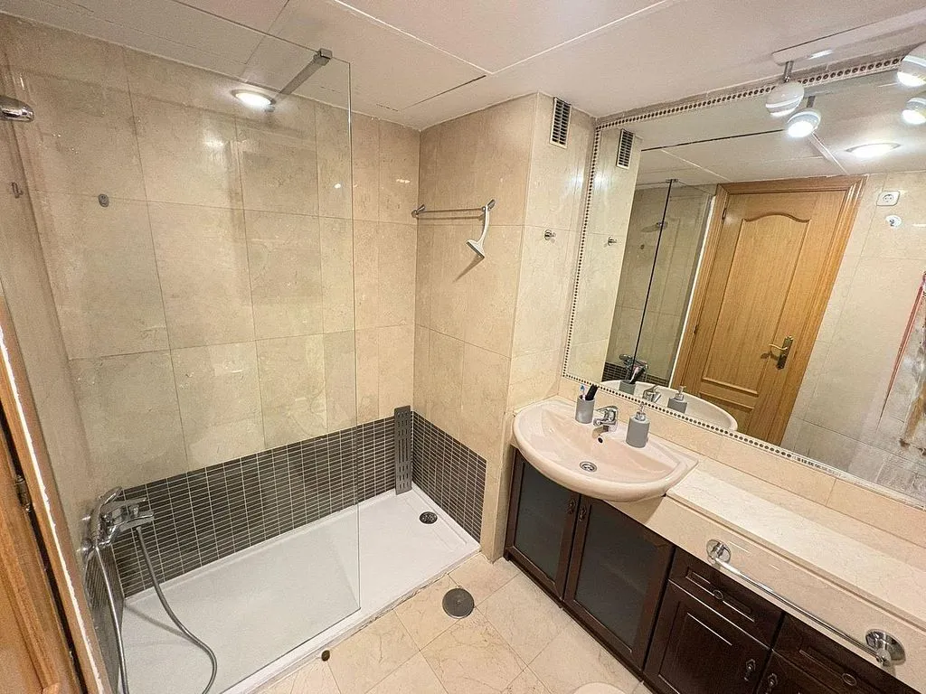 Salles de bain - Apartment with Terrace in Embajadores - Lavapiés