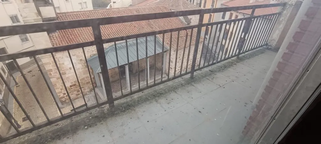 Balcone - Flat for Renovation with Balcony in Zamora