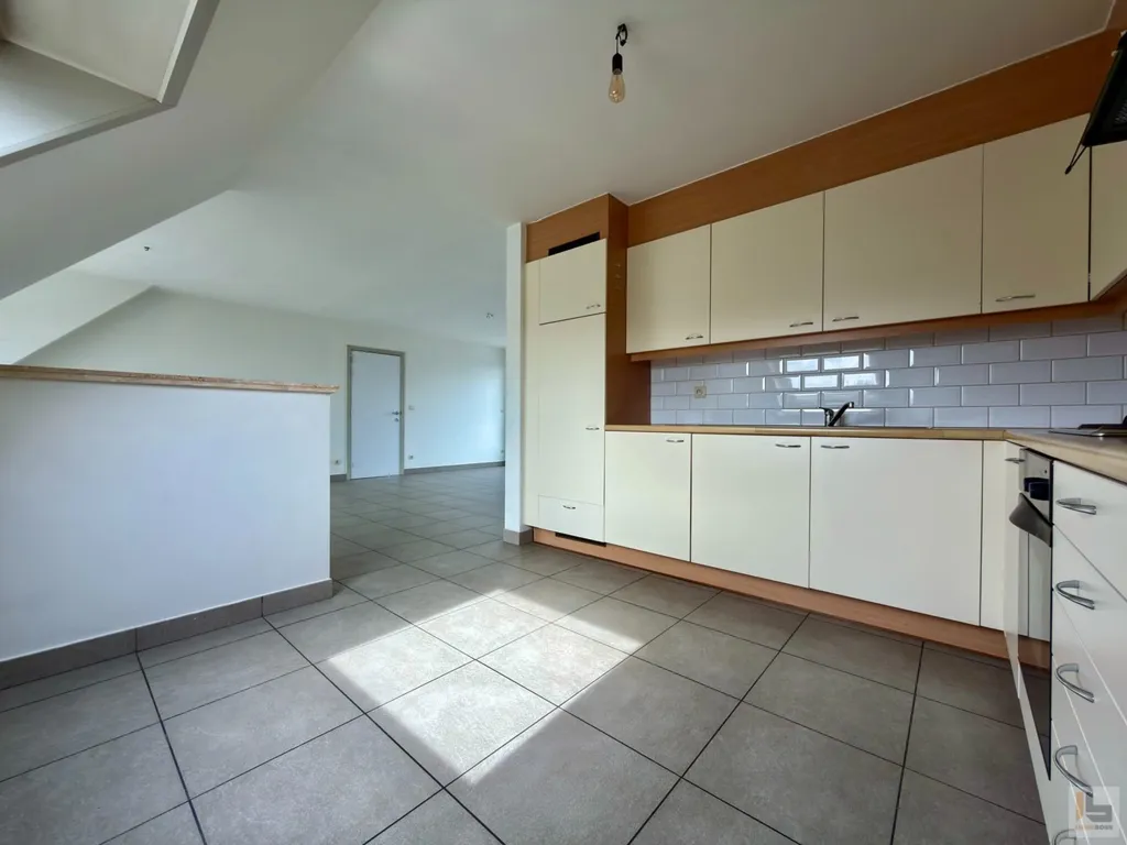 Cuisine - Dakappartement avec Terrasse et Garagebox à Wondelgem