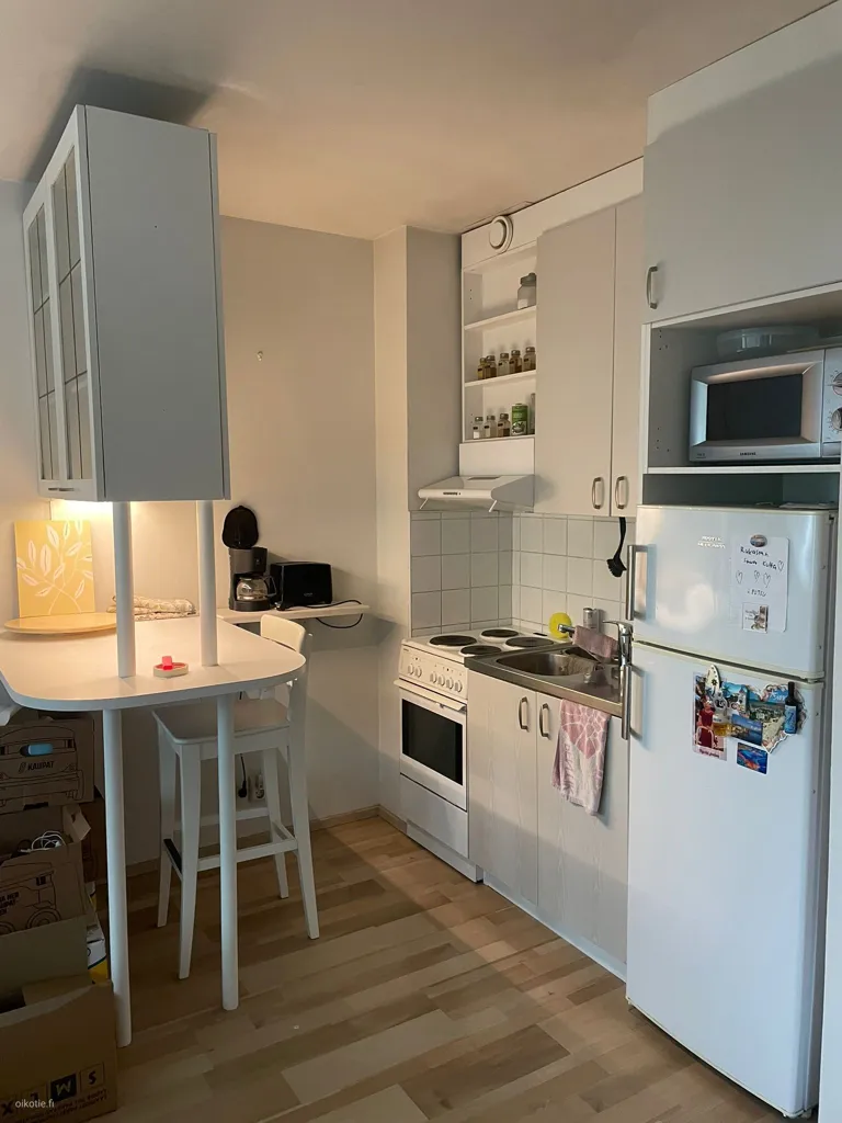 Cuisine - Penthouse Apartment with Balcony in Lintula, Oulu