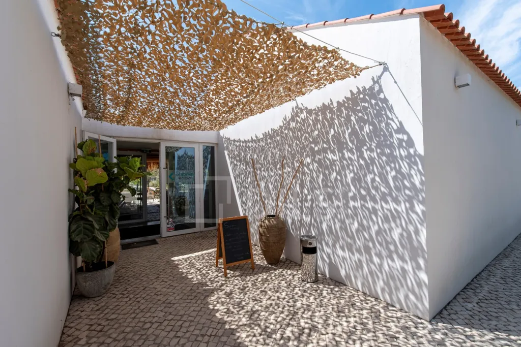 Terrace - Plot with Potential for Villa in La Reserve, Carvalhal