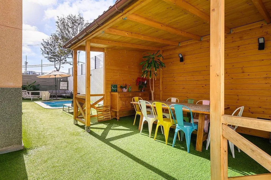 Terrass - Terraced House with Pool in Las Mesas