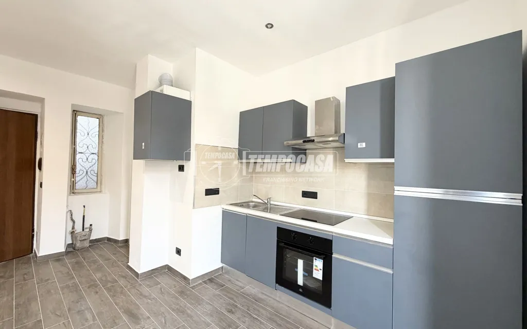 Cuisine - Student-Friendly Flat with Balcony in Turin