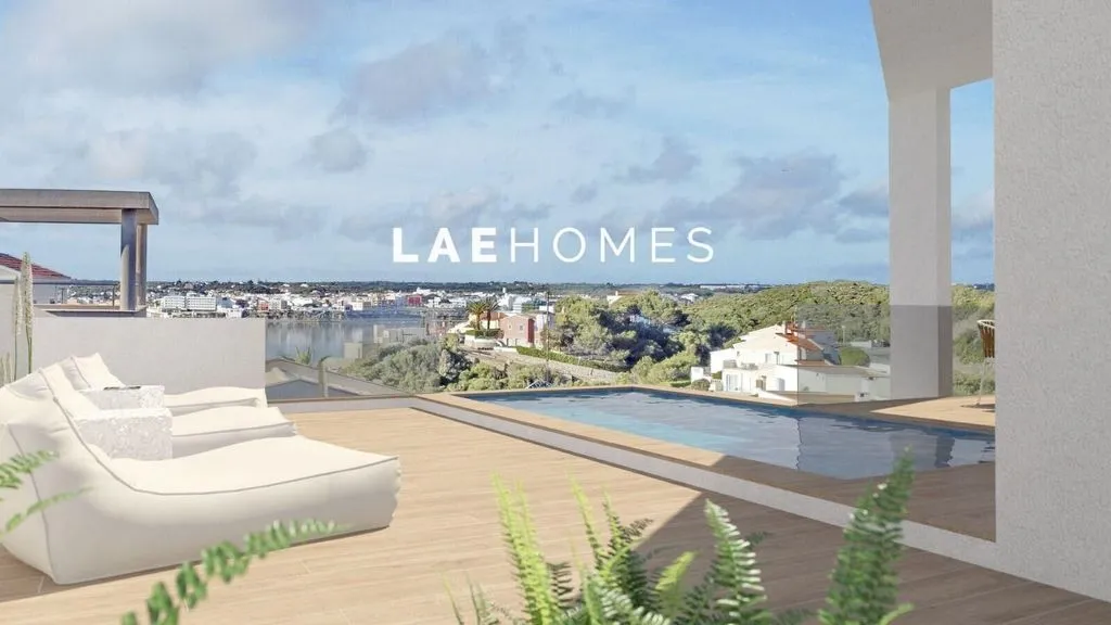 Terrass - New-Build Villa with Harbour Views in Cala Llonga
