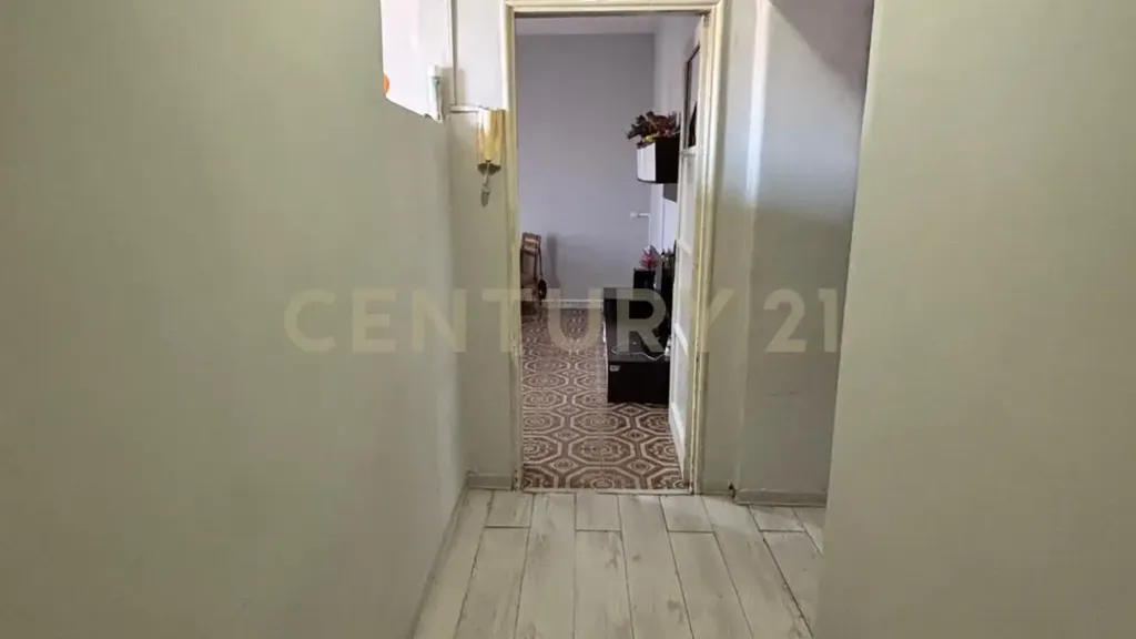 Entrée - Spacious Flat to Renovate in Catania