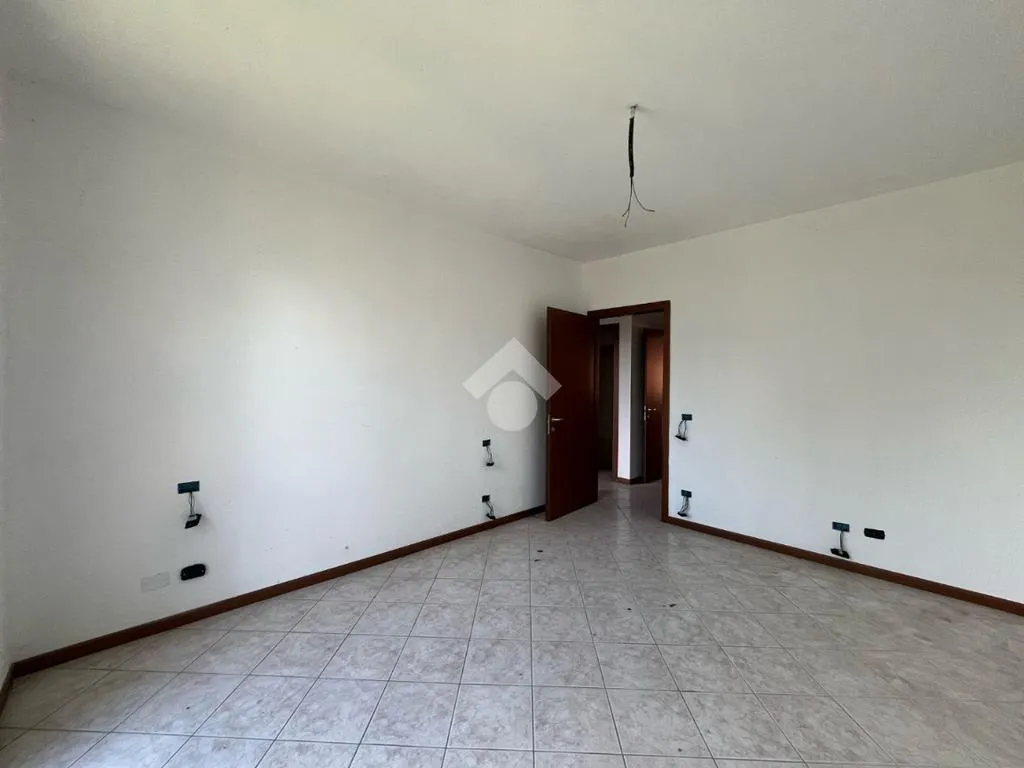 Rooms - Spacious 3-Room Apartment in Cadeo