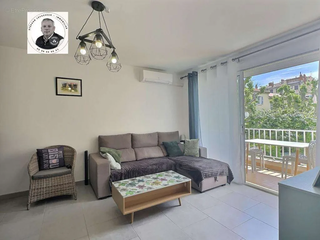 Soggiorno - Type 2 Apartment with Garage in Draguignan