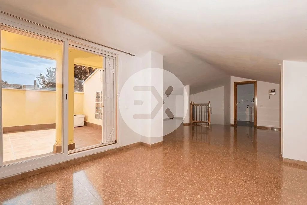 Terrasse - Duplex with Terrace in Centre, Sant Boi de Llobregat