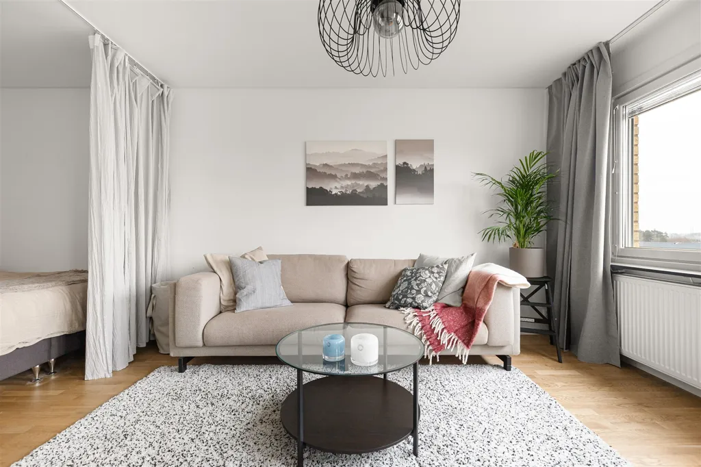 Elutuba - Modern Apartment with Skyline Balcony in Nyby