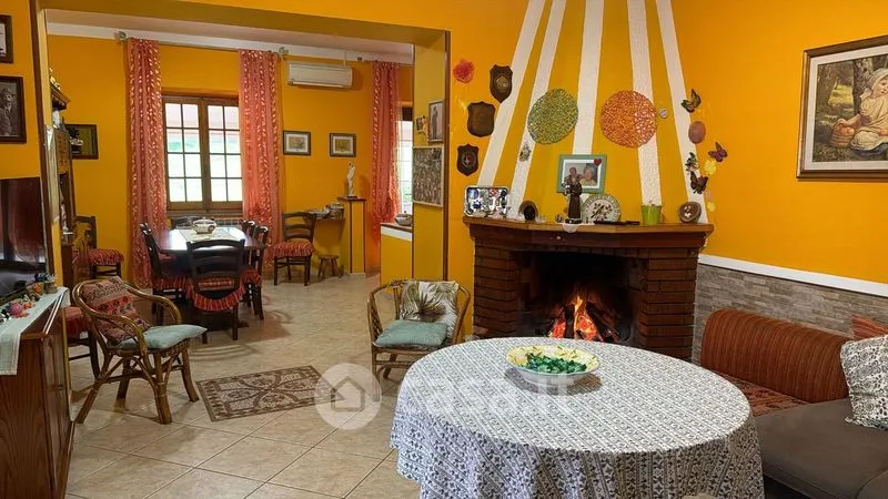 Dining Room - Villa with Garden and Terrace in Sassari