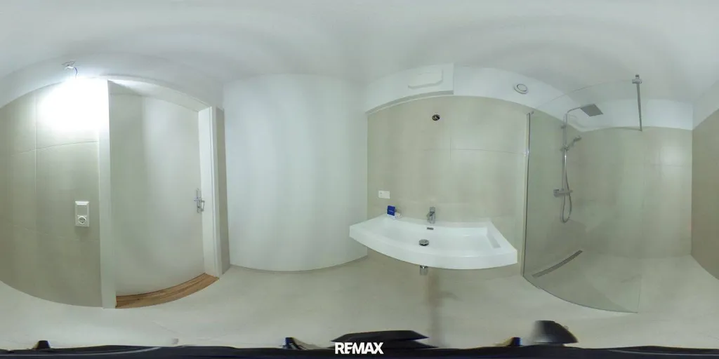 Salles de bain - Modern Apartment with Balcony in Mörbisch am See