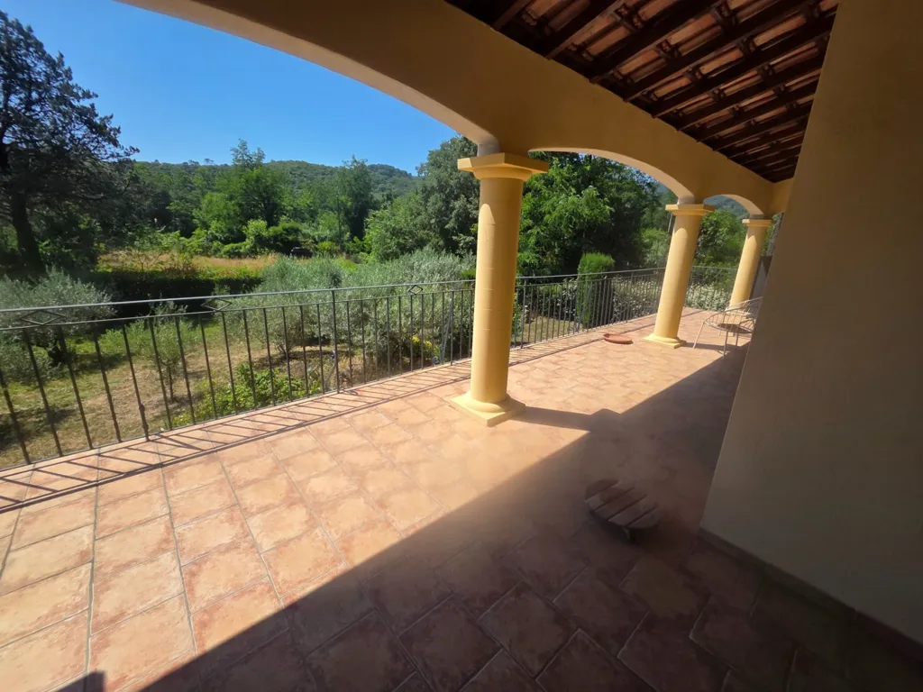 Terrass - Charming Villa with Terrace in Cendras