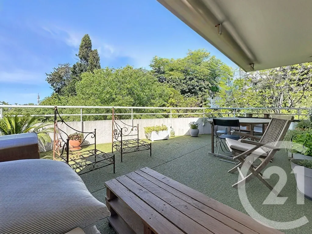 Terrasse - Duplex T3 Bis avec Deux Terrasses à Montpellier