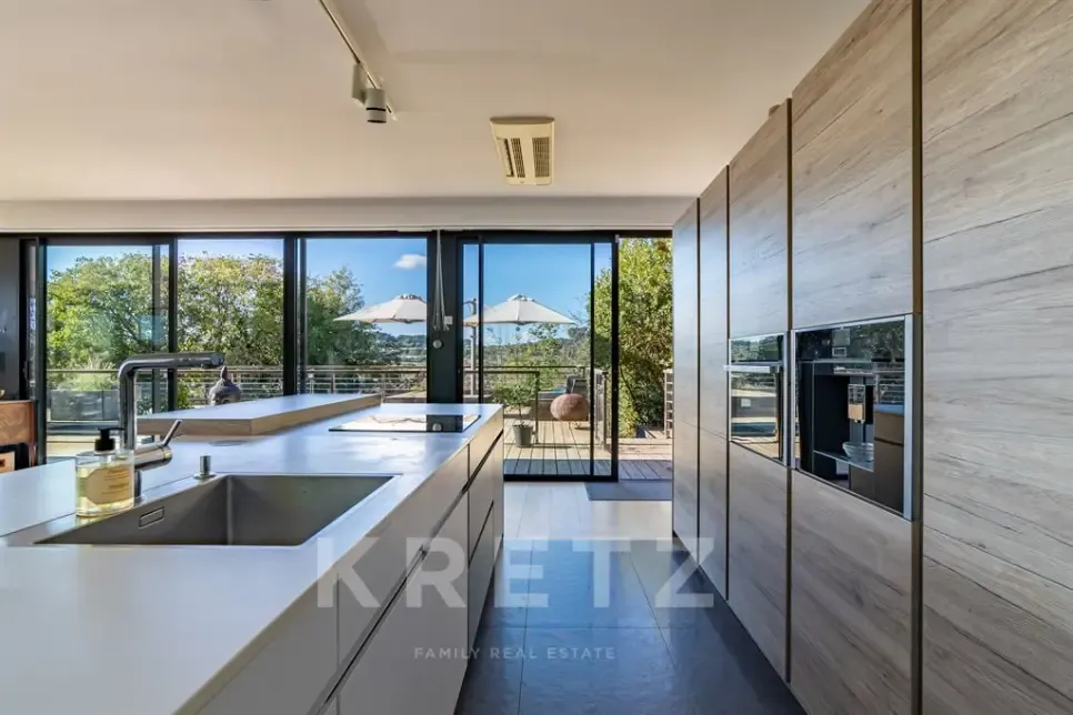 Cuisine - Villa d'Architecte avec Vue Panoramique à Pézenas