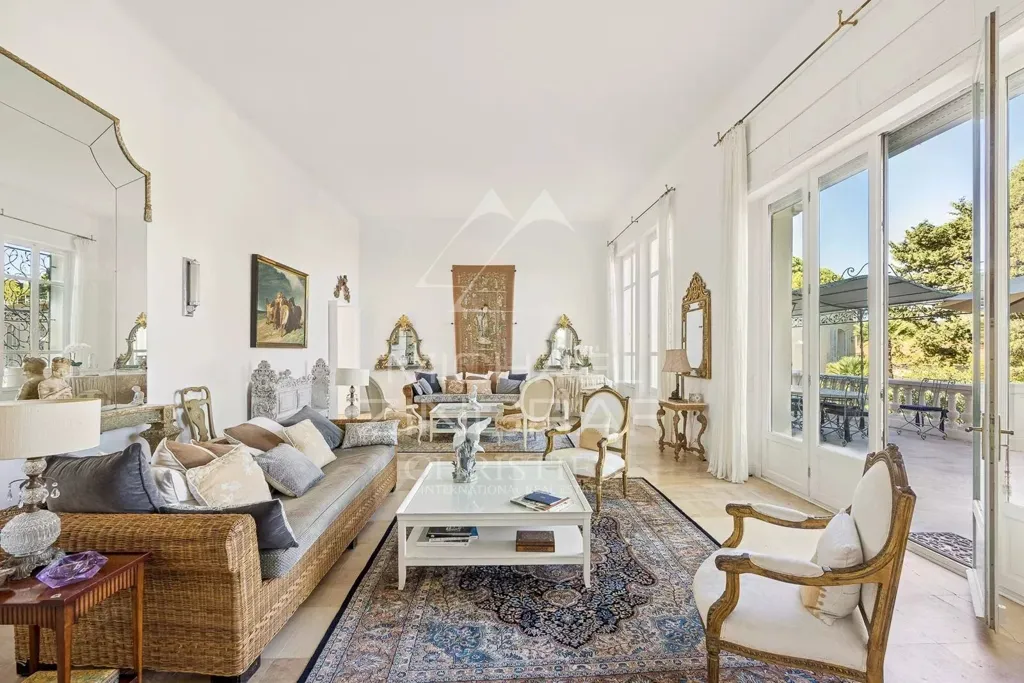 Living Room - Villa with Sea View near Cap d'Antibes