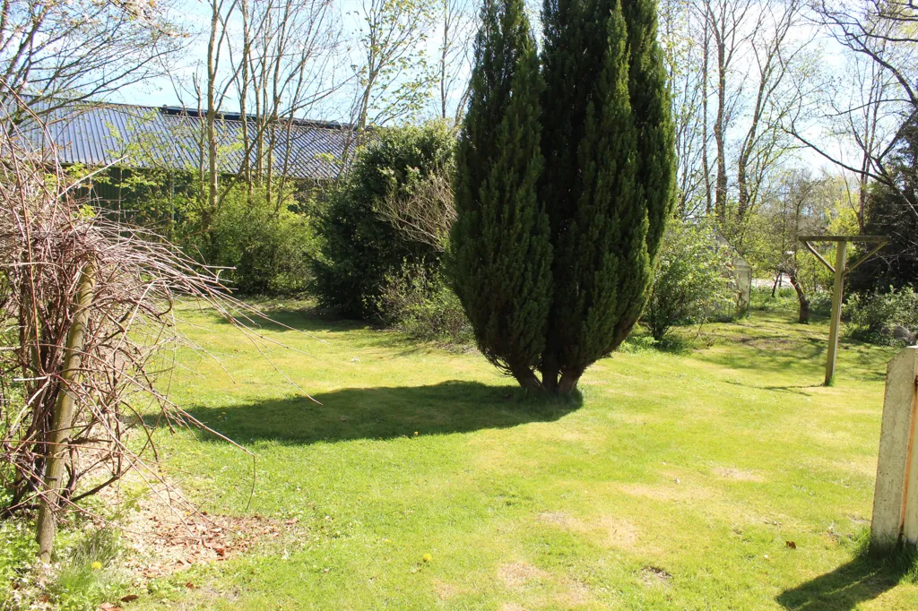 Jardin - Handcrafted Cottage with Unique Garden in Kielstrup