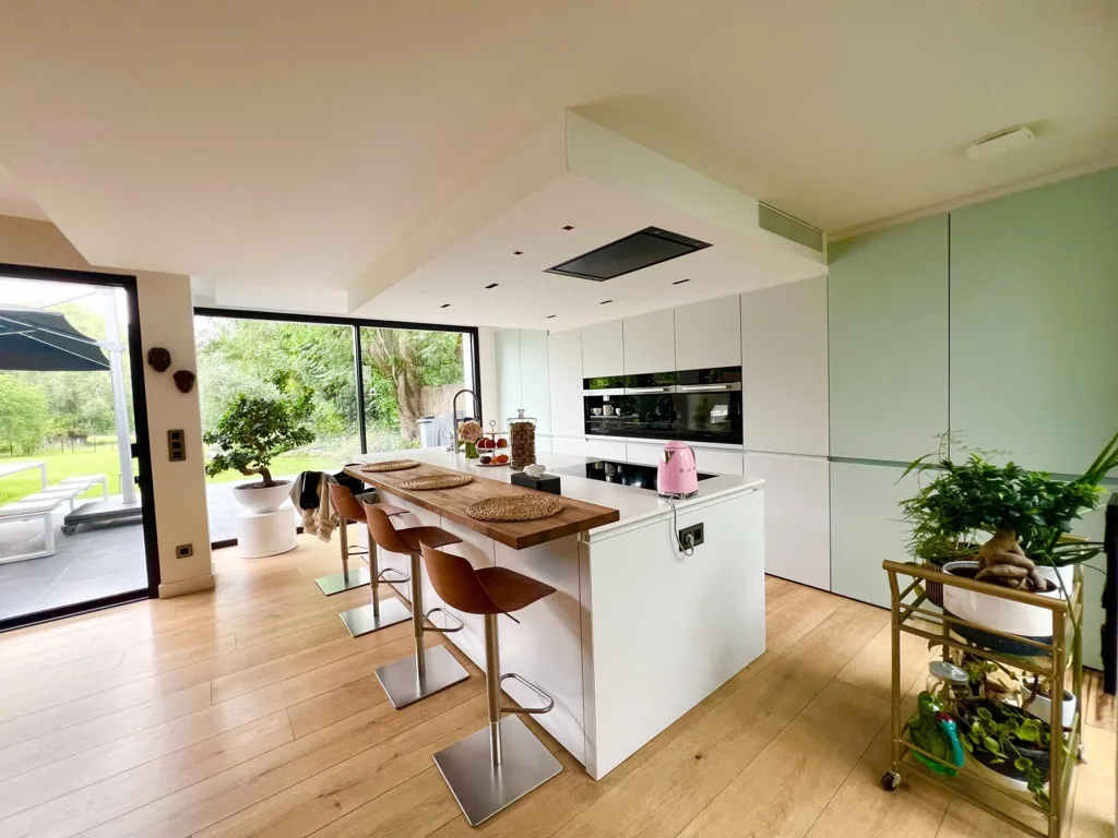 Cuisine - Maison d'Architecte avec Jardin à Genech