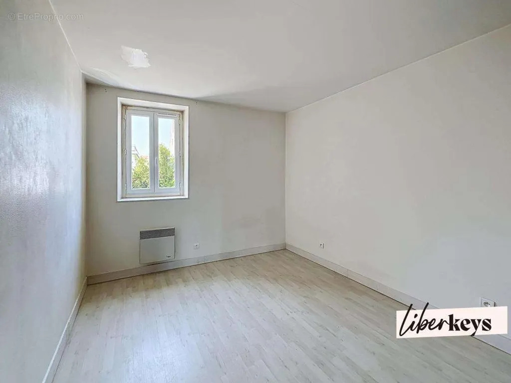 Stanze - Apartment with Parking in Périgueux