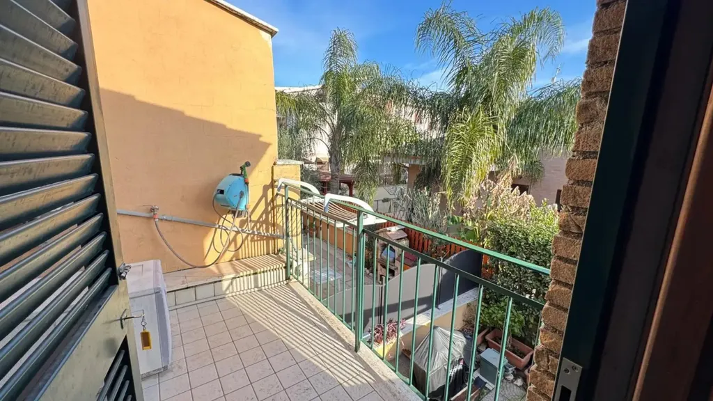 Balcon - Rustic Villa with Terraces in Guidonia Montecelio